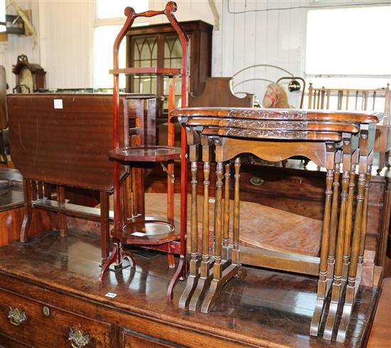 Sutherland table, cake stand & nest of tables